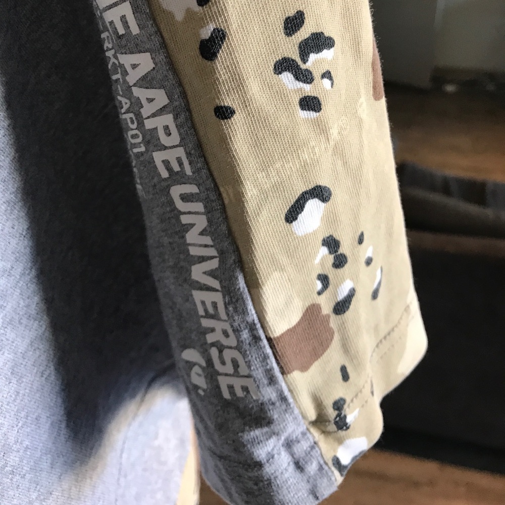Bathing Ape limited edition T - Picture 5 of 5