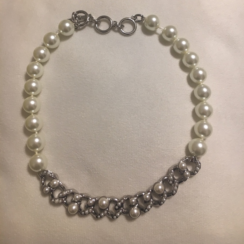 Givenchy Glass Pearl and Chain Link Necklace NWOT