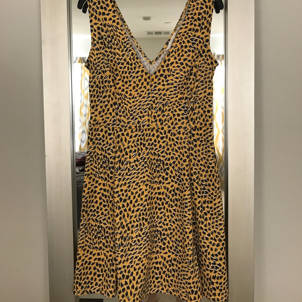 NWT H&M dress size M