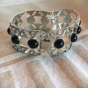 NEW Jewelmint Bombshell bracelet