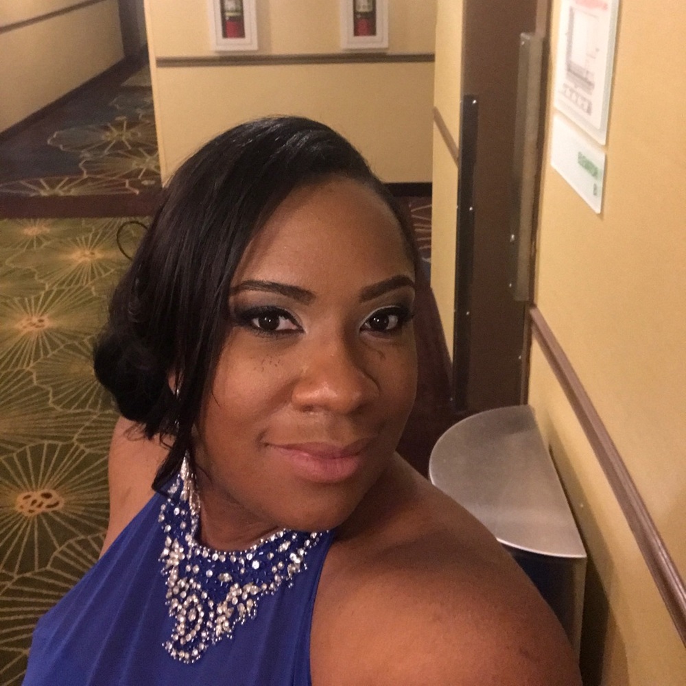 Meet your Posher, Leilani