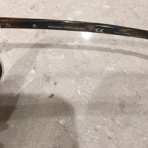 Brooks Brothers sunglasses - Picture 3 of 4