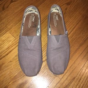 TOMS size 11 gray shoes