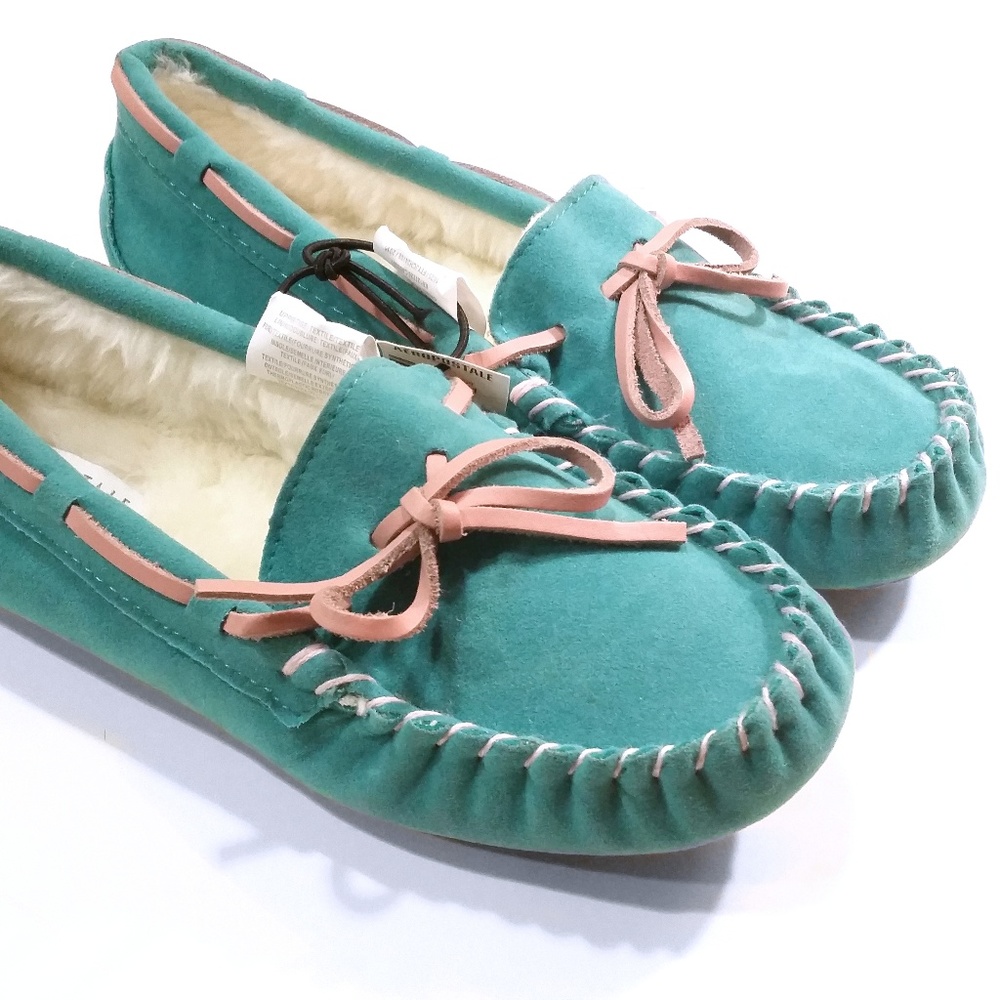 NWT Turquoise Aeropostale Mocassin Slippers