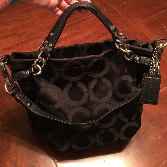 Coach purse - AUTHENTIC - Picture 3 of 8