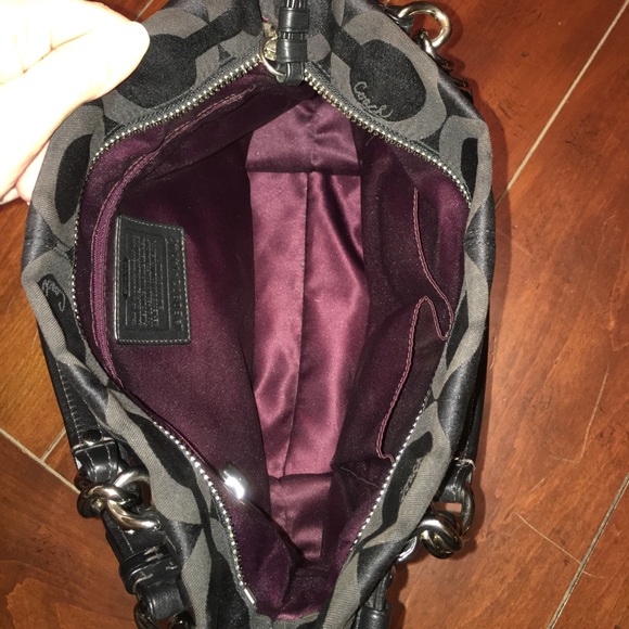 Coach purse - AUTHENTIC - Picture 7 of 8