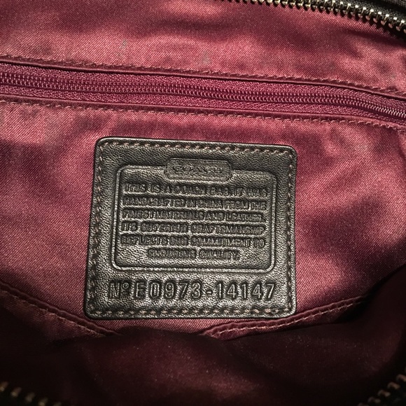 Coach purse - AUTHENTIC - Picture 8 of 8