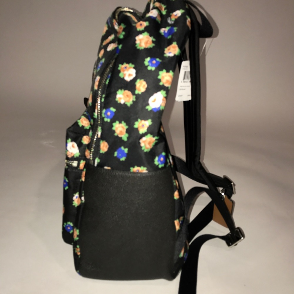 Coach Knapsack - Picture 2 of 7