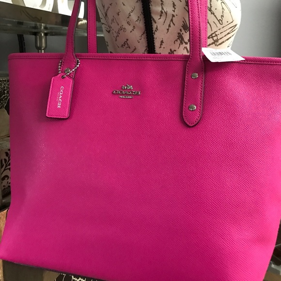 Coach Handbags - Authentic Coach City tote