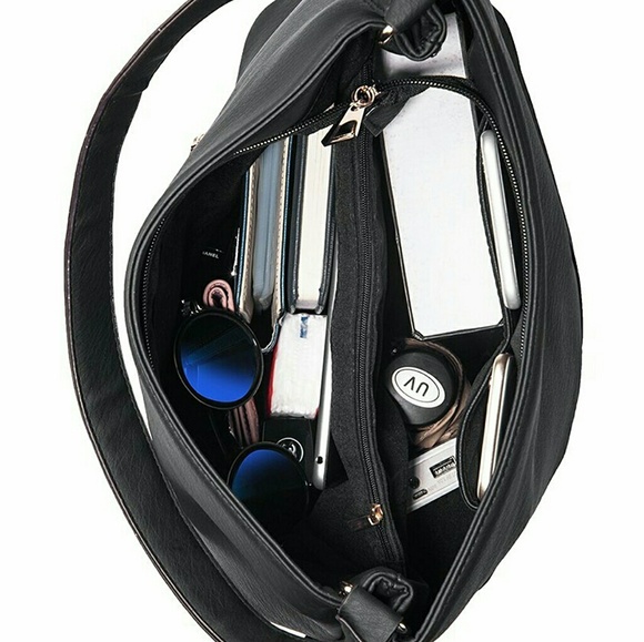 NWT! CHIC HANDBAG! ❤️ - Picture 4 of 6