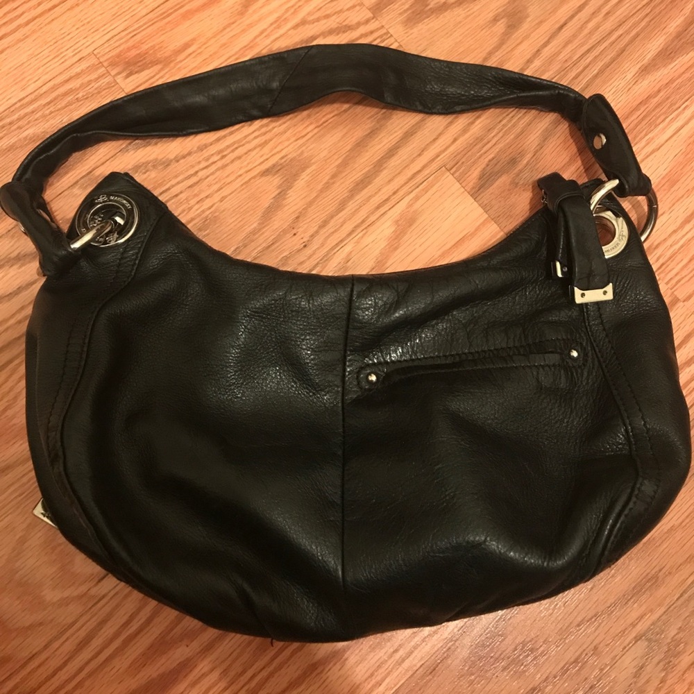 Black leather makowsky purse