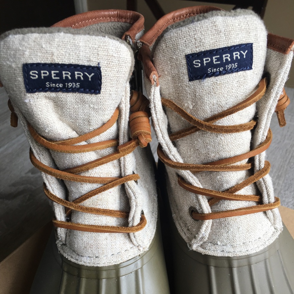 π SOLD!!!! Sperry Top Sider Rain Boots π - Picture 2 of 6