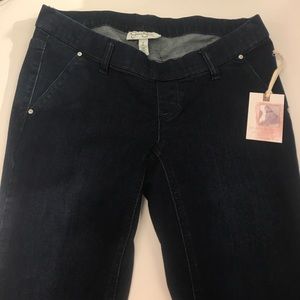 BRAND NEW Jessica Simpson maternity skinny jeans