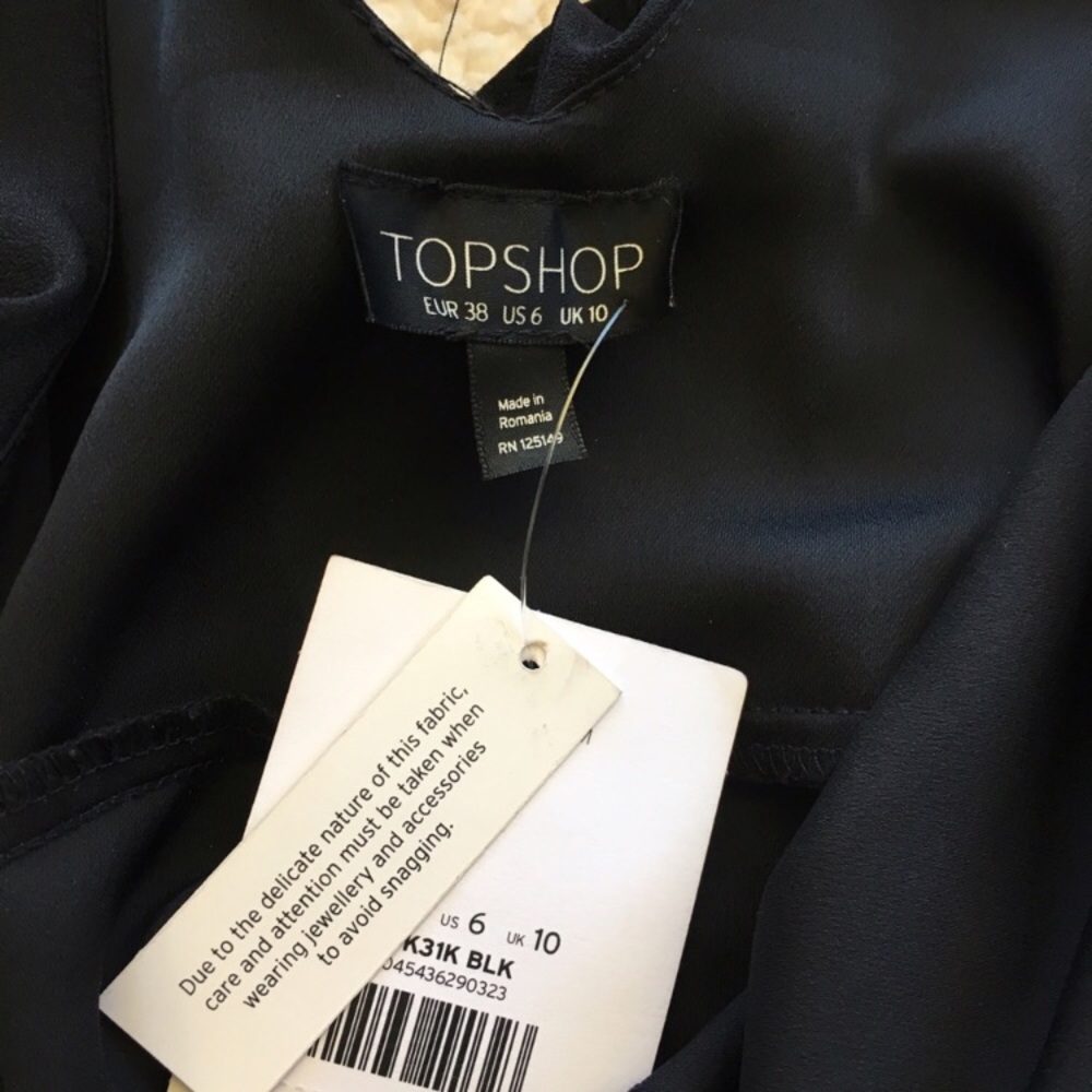 NWT Topshop Cold Shoulder Ruffle Wrap Dress.