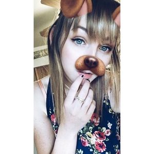 Meet your Posher, Molly