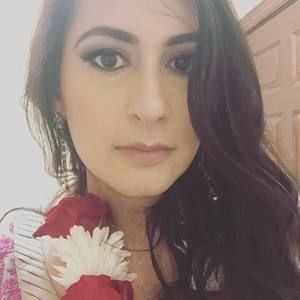 Meet your Posher, Ayesha