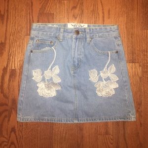 LIQUOR & POKER Denim embroidered skirt size UK8 LIQUOR & POKER Denim embroidered skirt size UK8