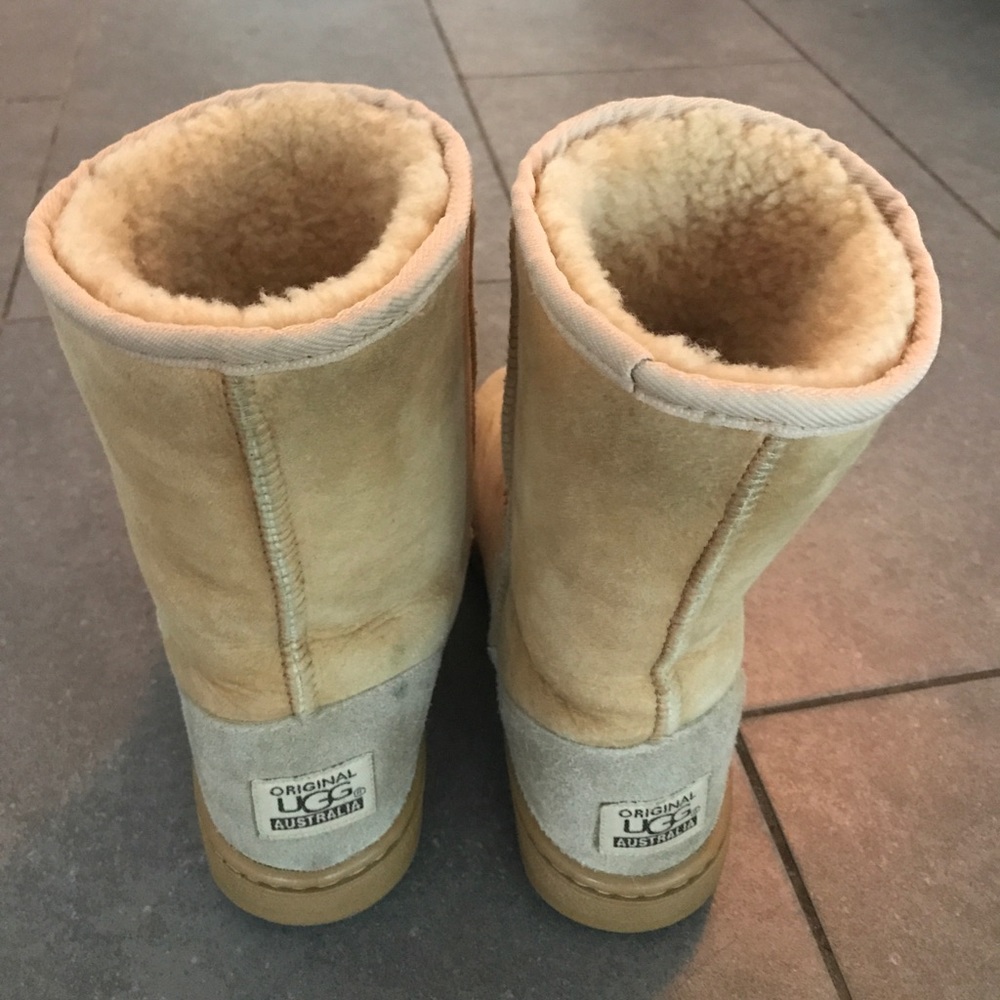 Original classic Uggs from the 90's. - Picture 2 of 8