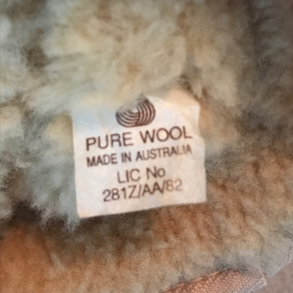 Original classic Uggs from the 90's. - Picture 8 of 8