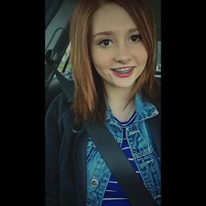 Meet your Posher, Brenna