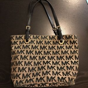 Michael Kors purse