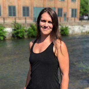 Meet your Posher, Emily