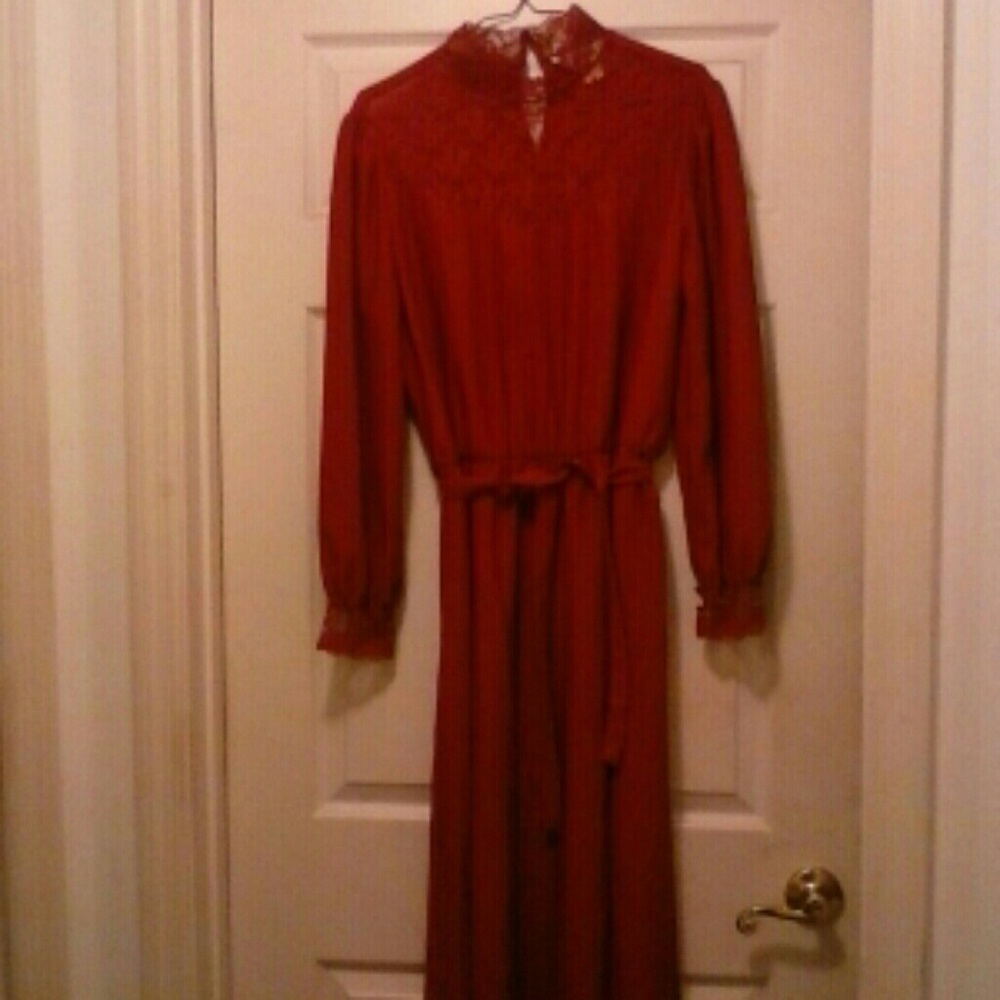 Mock lace Blair Red dress w/ belt