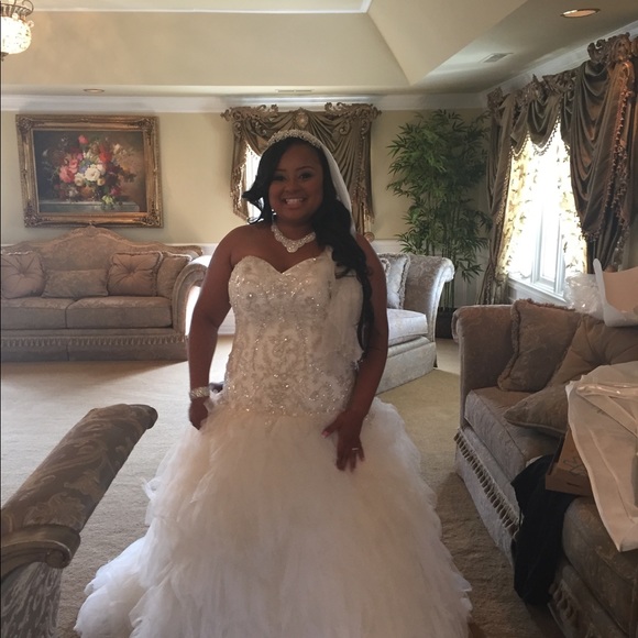 Wedding dress - Picture 5 of 7