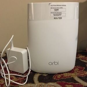 Orbi WiFi System (RBK50) AC3000