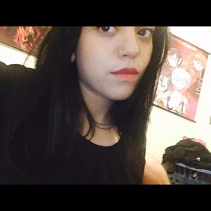 Meet your Posher, Ashley