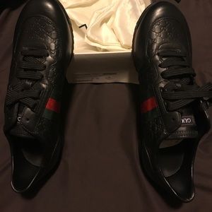 Gucci leather sneakers