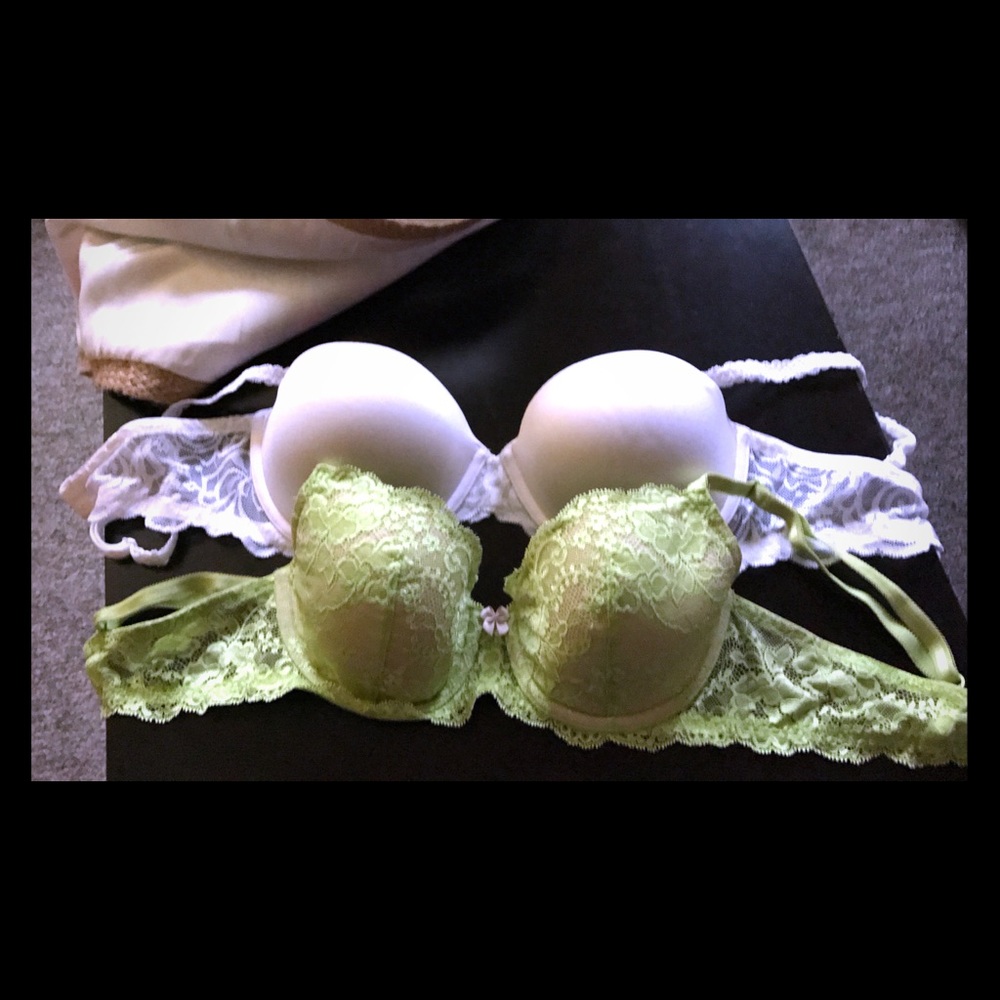 VS white NWOT green excellent condition