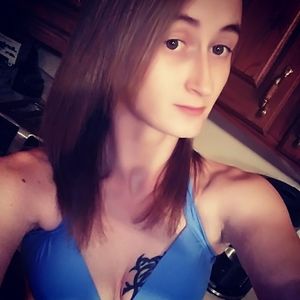 Meet your Posher, Leanna