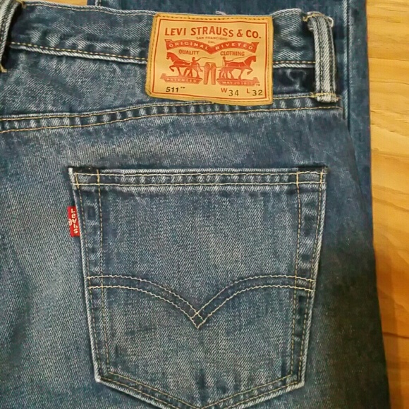 Levi's Other - Levis 511 Slim-Fit  jeans size 34 x 32