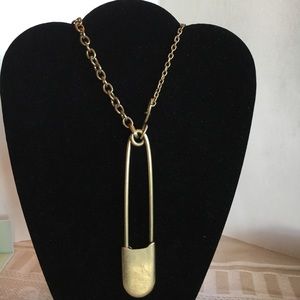 New Jewelmint Pin Up necklace