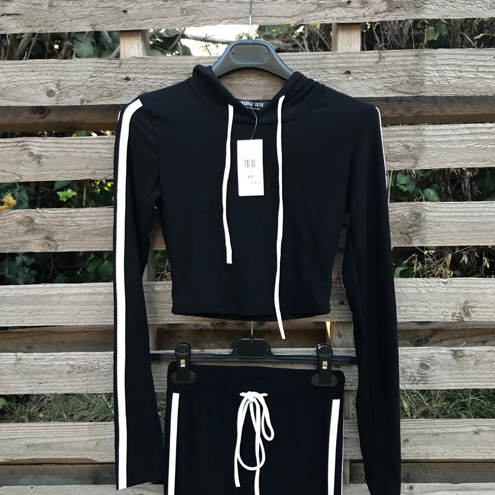 Fashion Nova Tracksuit - Picture 2 of 6