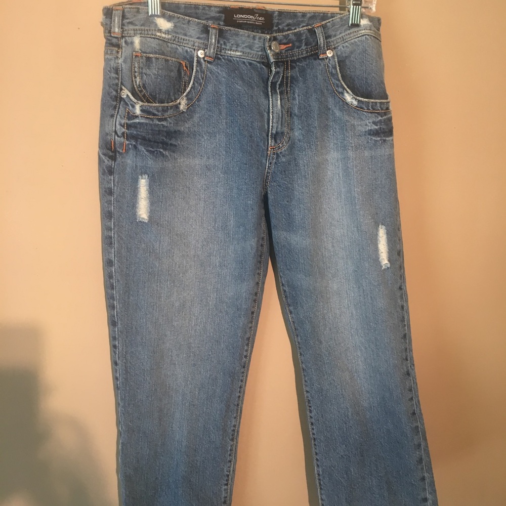 London distressed jean capris size 10