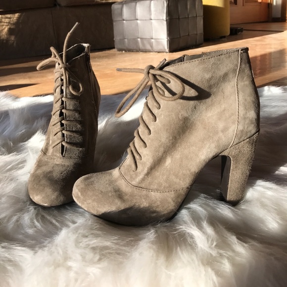 Seychelles lace up heeled bootie - Picture 1 of 6
