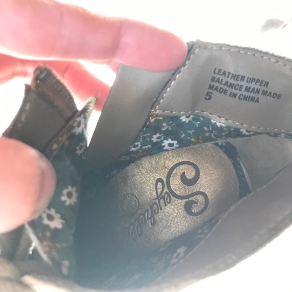 Seychelles lace up heeled bootie - Picture 5 of 6