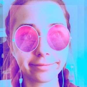 Meet your Posher, Allie