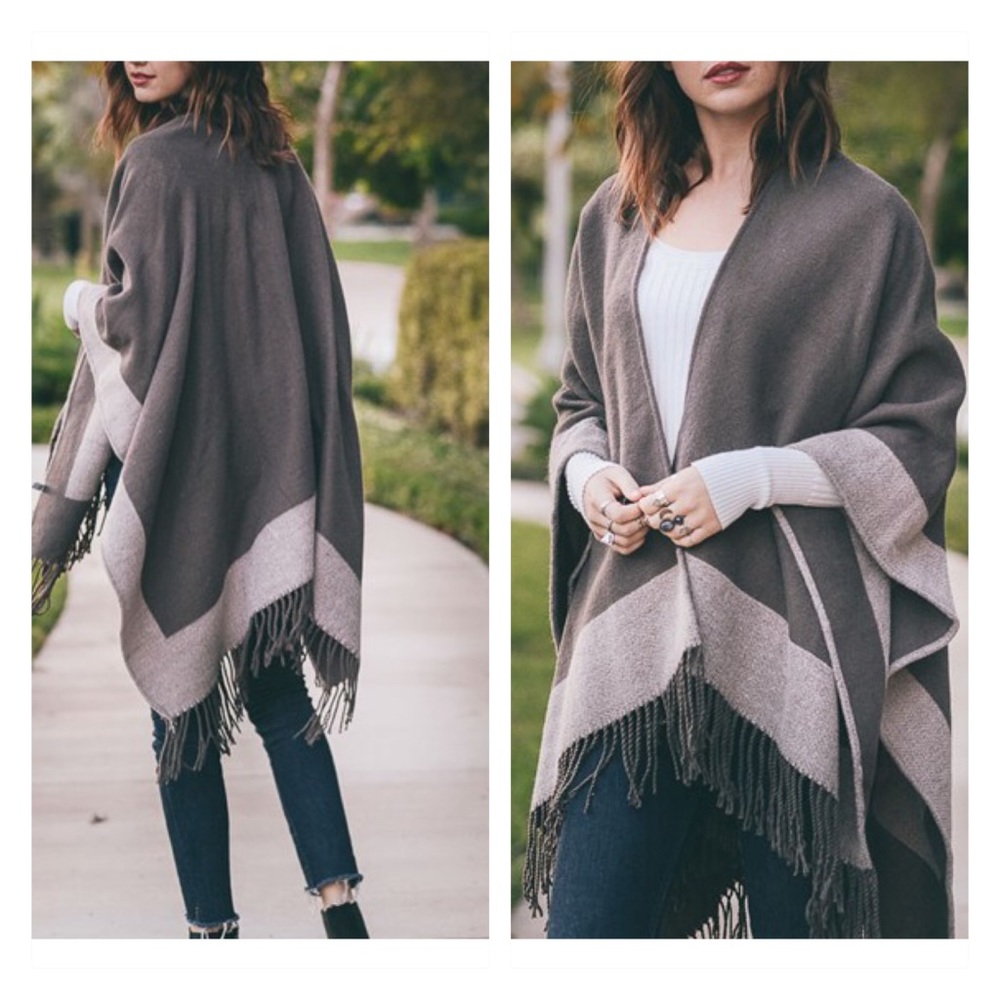 New Arrival- Color Block Poncho - Picture 4 of 6