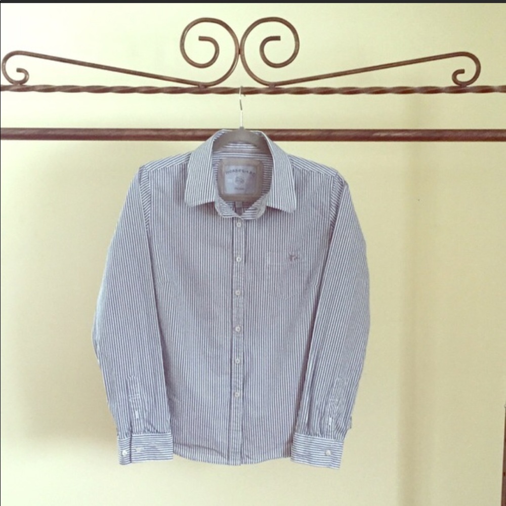 HORSEWARE Blue/White striped button-down.GORGEOUS