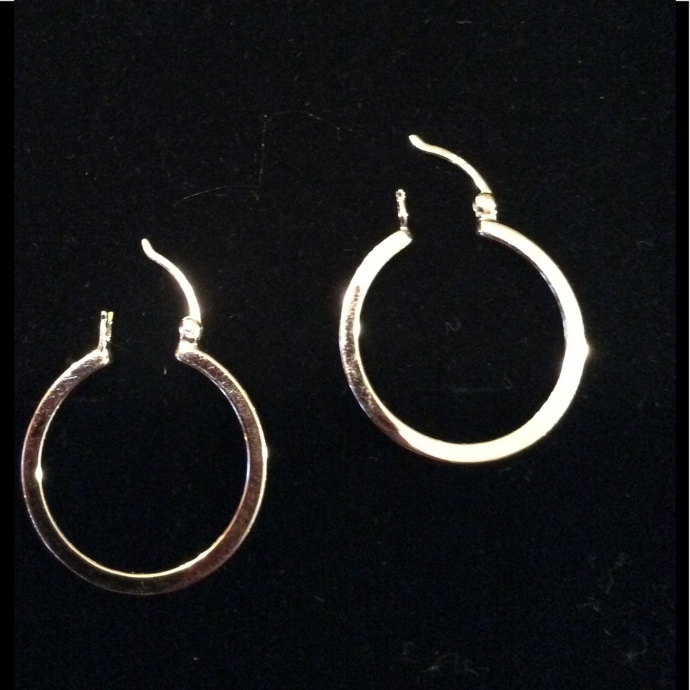 STERLING SILVER HOOP EARRINGS