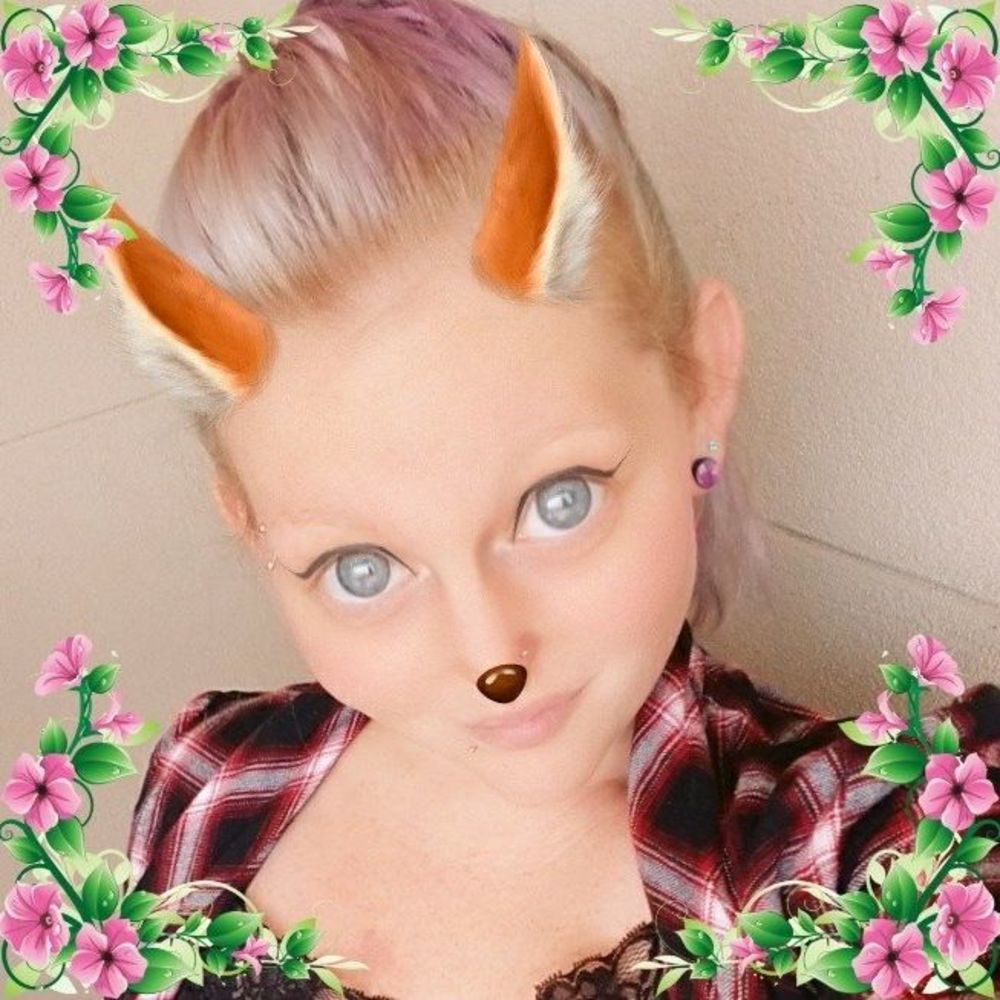 Meet your Posher, Justina