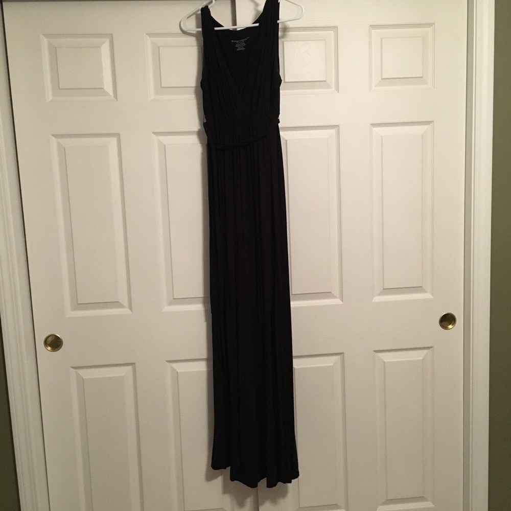 Black Liz Lange Maternity Maxi Dress