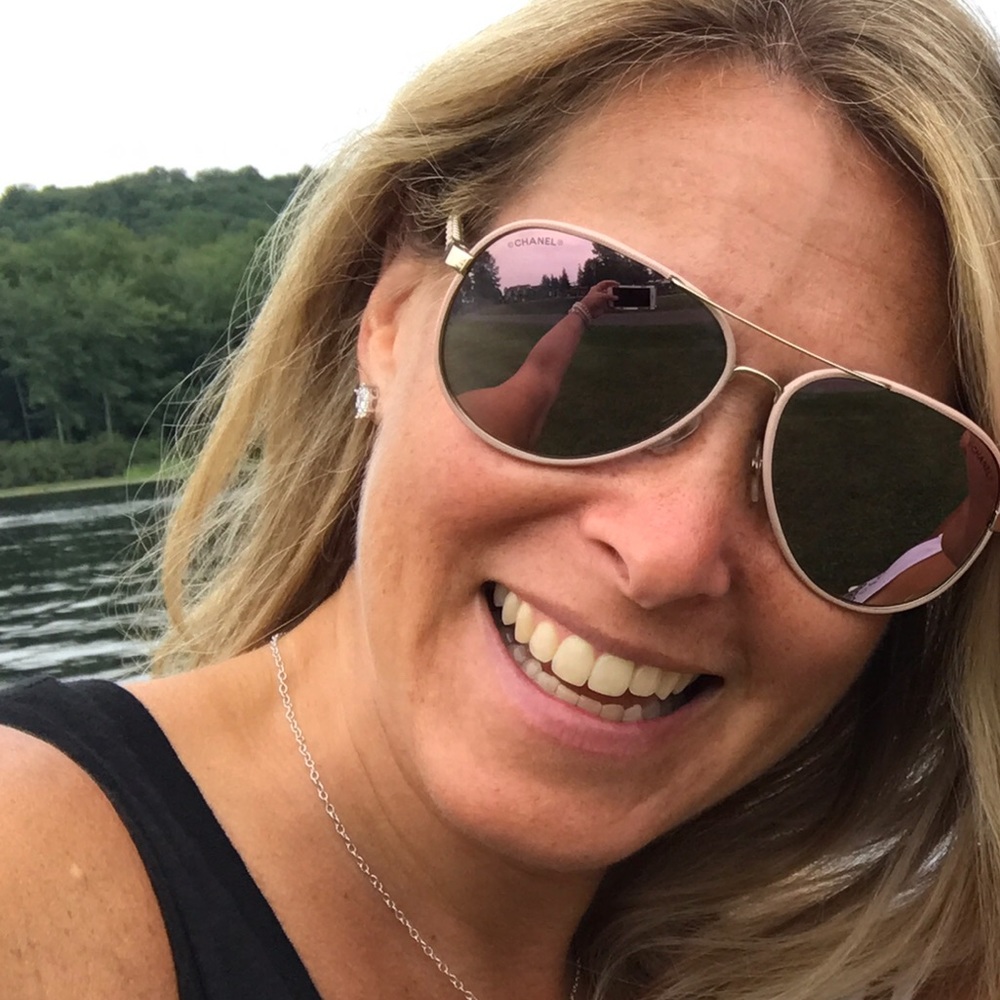 Meet your Posher, Tara