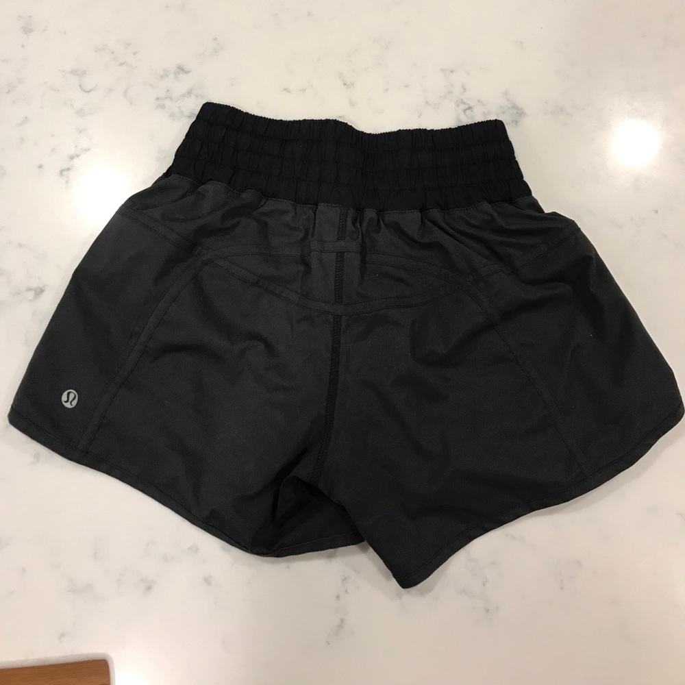 Lululemon tracker shorts, size 4