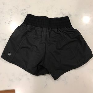 Lululemon tracker shorts, size 4