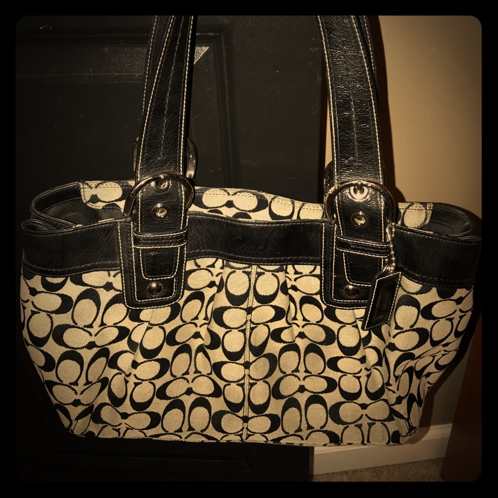 Signature Coach Purse
