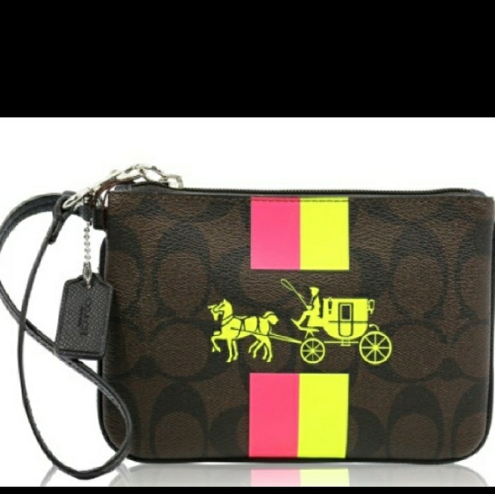 ISO THE SATCHEL THAT MATCHES THIS WRISTLET